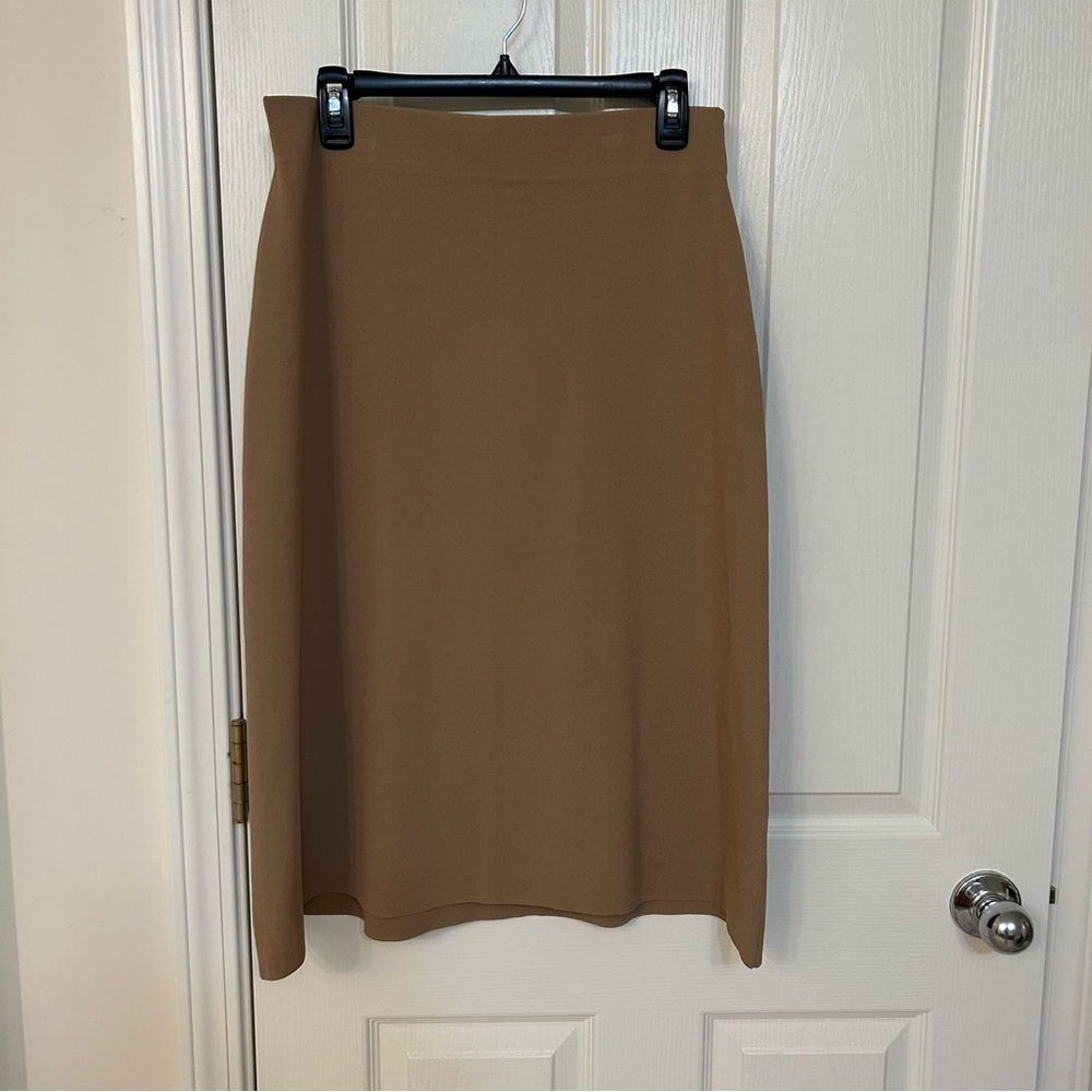 Vince Soft Sculpted Knee-Length Skirt in CASHEW Size M - Picture 5 of 9